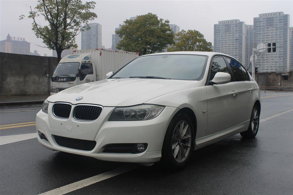 2011年2月宝马 宝马3系 2011款 318i 领先型