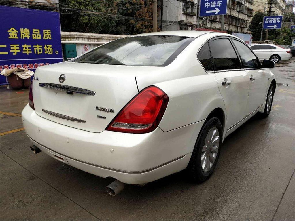 【广西】2005年1月 日产 天籁 2004款 230jk 2.3l 舒适型 自动档