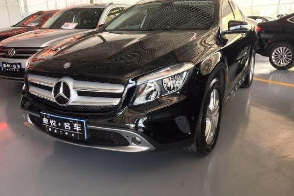 【苏州】2015年10月 奔驰 cla级 cla200 1.6t 动感型 黑色 自动档