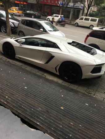 【温州】2015年6月 兰博基尼 aventador 6.5 lp700-4 白色 自动档
