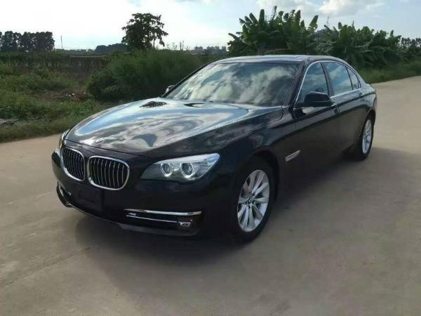 宝马740li