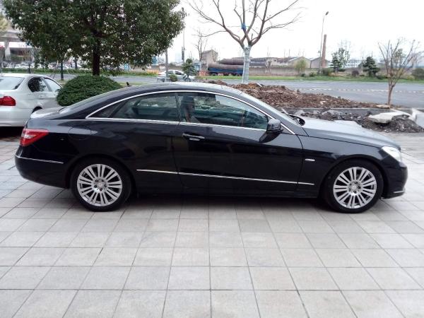 【宁波】2011年8月 奔驰 e级 e260 cgi coupe 1.8t 黑色 自动档