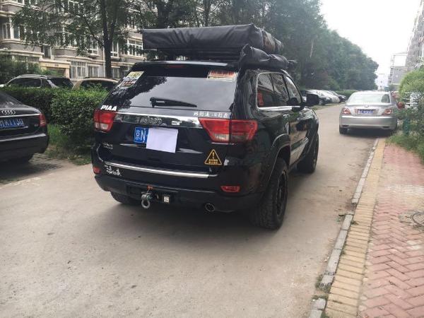 【北京】2013年6月 jeep 大切诺基 3.6 舒享导航型 黑色 手自一体