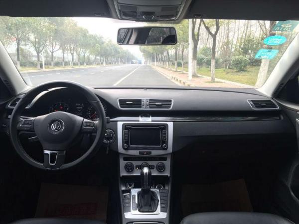 【南京】2014年3月 大众 迈腾 1.8tsi 豪华版 白色 手自一体