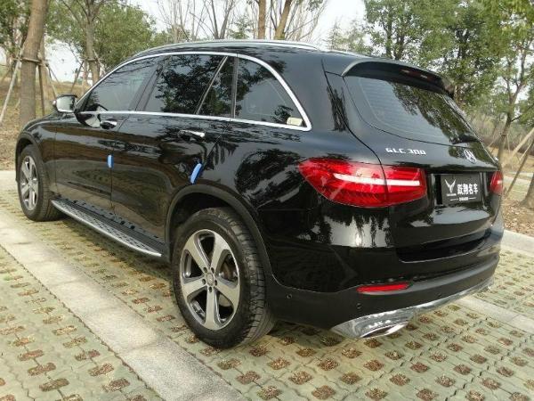 奔驰glc级 glc300 4matic 2.0t 动感型