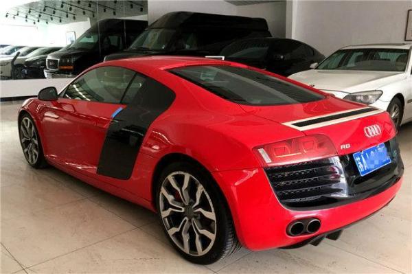 奥迪 奥迪r8 r8 coupe 4.2 fsi quattro图片