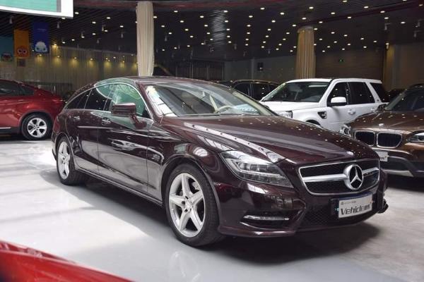 【福州】2013年6月 奔驰 cls级 cls350 猎装车 3.5 时尚型 自动档