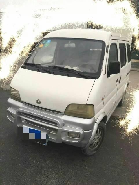 面包车  基本配置 编号:2016145878433 车型:面包车 里程:12万公里