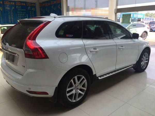 【宁波】2017年2月 沃尔沃xc602.0t 白色 白色 手自一体