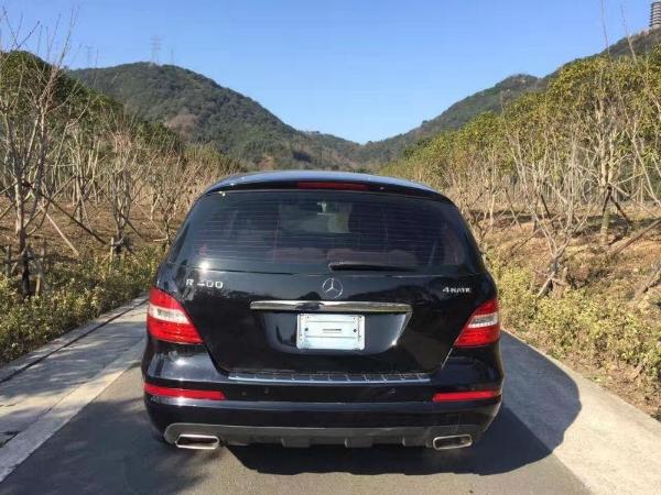 奔驰r级 r400 4matic 3.0t 商务型