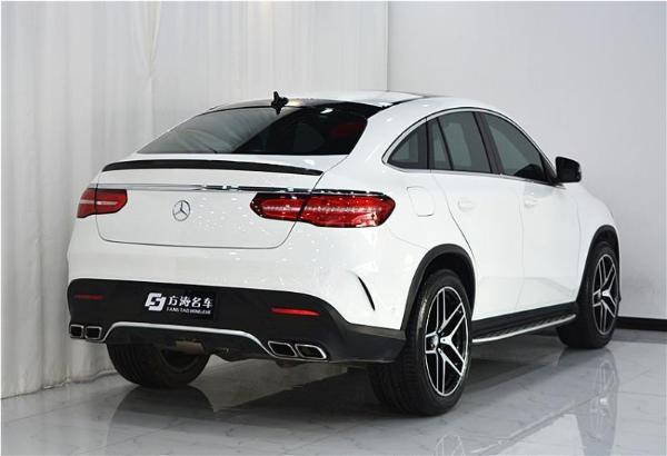 【上海】2016年5月 奔驰 gle gle320 4matic 3.0t 豪华型 白色 自动档