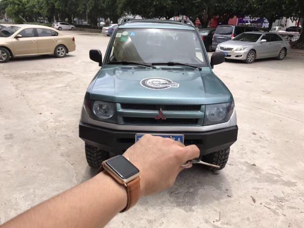 二手三菱 帕杰罗 2.0 io