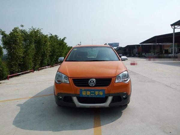 2010款polo 参数,大众polo2020款参数 【南宁】2010年7月 大众 polo cross 1.6 红色 自动档