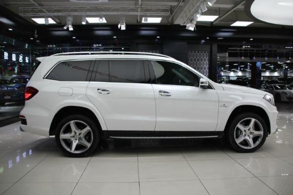 【杭州】2014年3月 奔驰 gl amg gl63 amg 4matic 5.5t 白色 手自一体