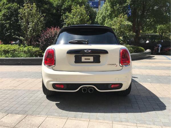 【杭州】2015年12月 mini mini cooper s 2.0t fun 白色 自动档