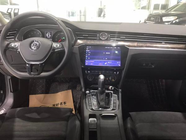 【沧州】2017年9月 大众 迈腾 330tsi dsg豪华型 自动档