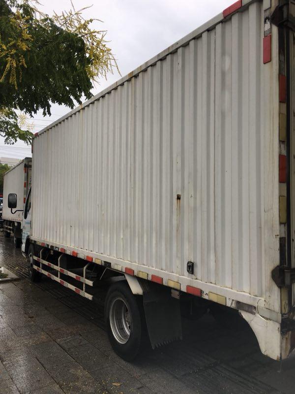 【烟台】2013年5月 伍十铃加长厢货车 手动挡