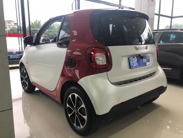 【莆田】2017年8月 smart forfour 斯马特1.0l dct激情版 手自一体