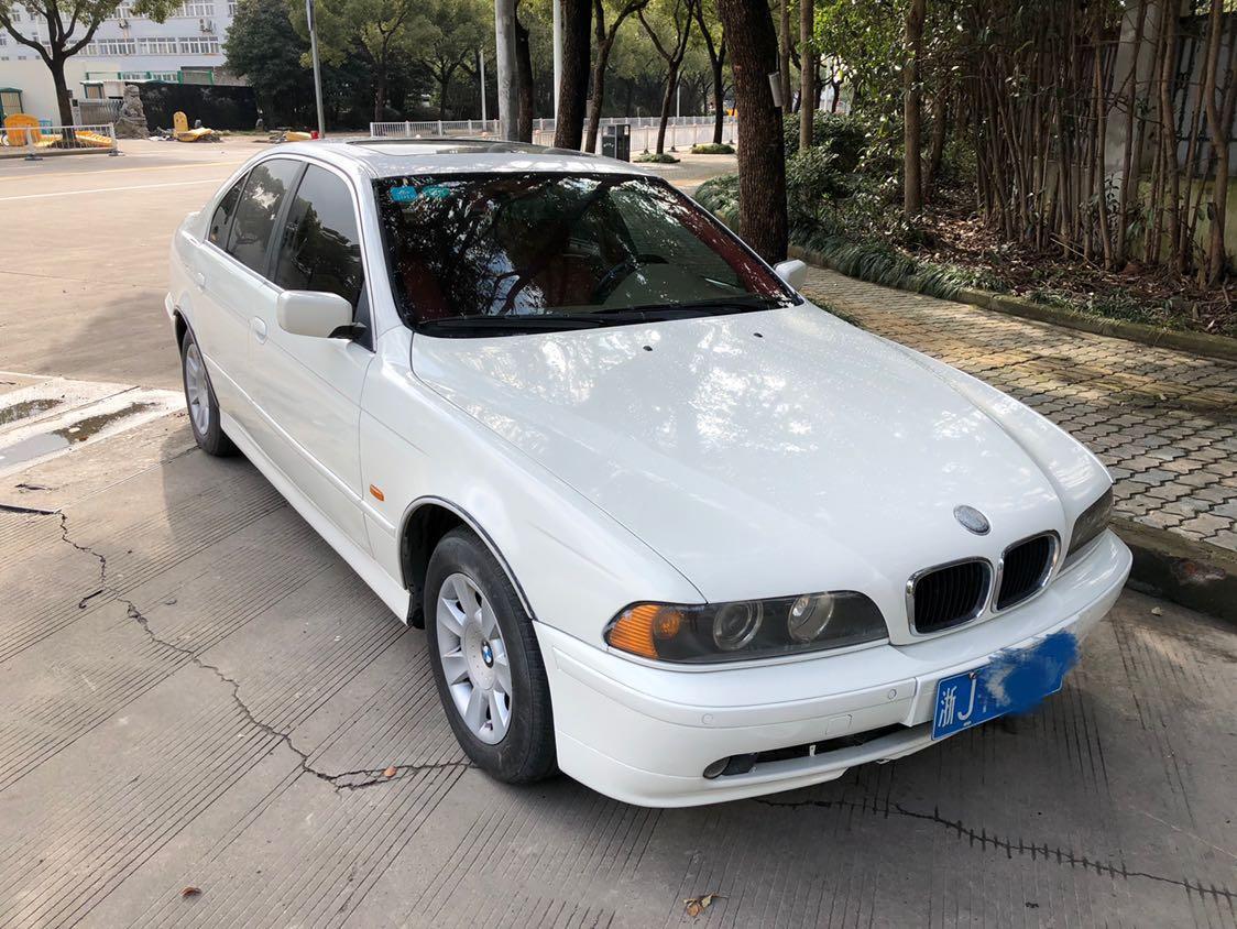 2002年3月宝马 宝马5系 2003款 520i 2.0l(单电视)