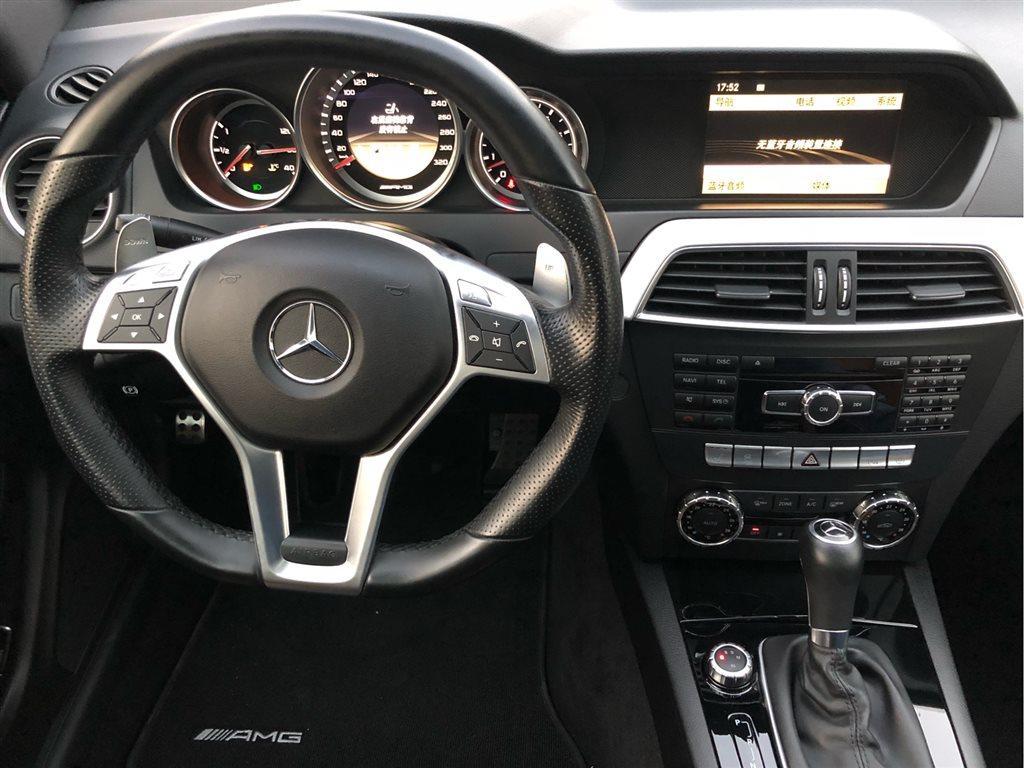 奔驰c260coupe内饰,奔驰c260coupe2020款 【东莞】2012年10月 奔驰c级amg 2012款 amg c 63 coupe 动感型 自动