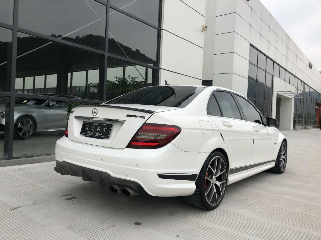 【台州】2014年11月 奔驰c级 amg c63 amg 6.2 edition 507 自动档