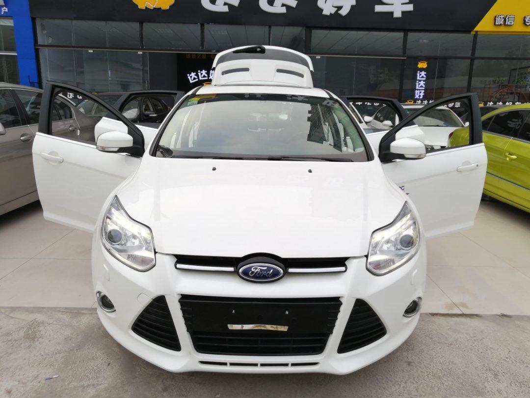 福特 福克斯 2012款 两厢2.0l 手动豪华运动型图片