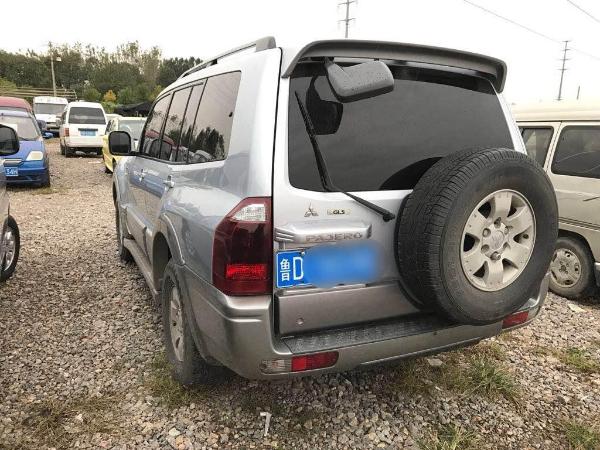 三菱 帕杰罗 v77 3.8 gls