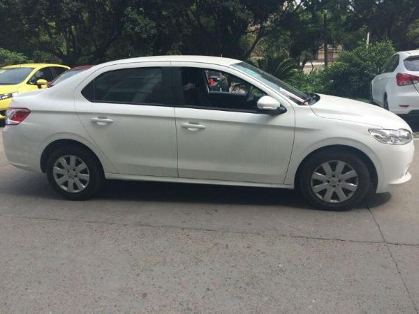 【武汉二手车】2015年4月_二手标致 301 分期