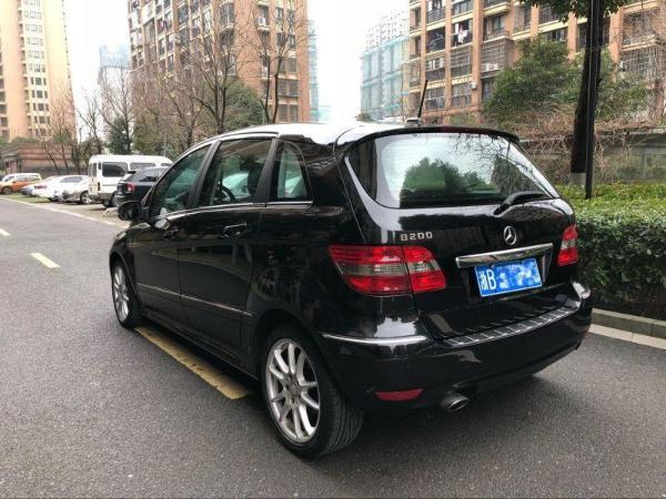 【宁波】2011年9月 奔驰b级 b200 2.0l cvt 豪华型 黑色 手自一体