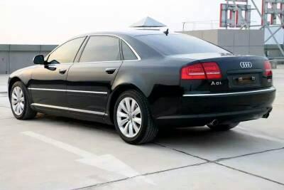 【大连】2008年5月 奥迪 奥迪a8 a8l 3.2fsi 尊贵型 黑色 手自一体