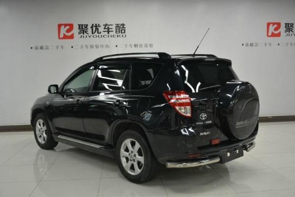 【成都】2011年3月 丰田 rav4 2009款 2.0l 手动豪华型 黑色 自动档