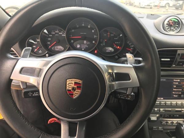保时捷 911 carrera 3.