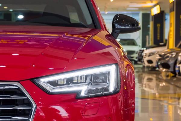 2018年1月奥迪 奥迪a4l a4l 40tfsi 进取型