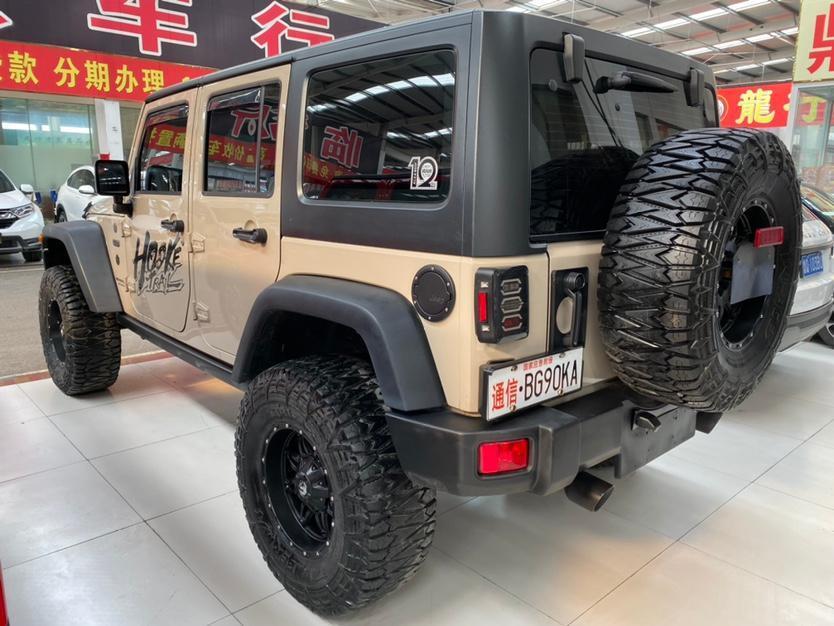 jeep 牧马人 2016款 3.0l sahara 75周年致敬版图片