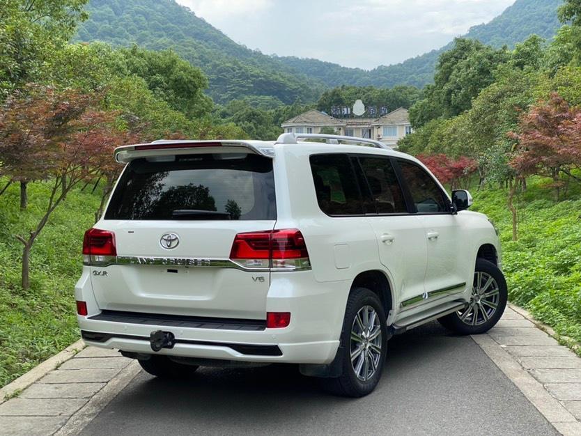【台州】2018年4月 丰田 兰德酷路泽 2016款 4.0l 中东版 手自一体