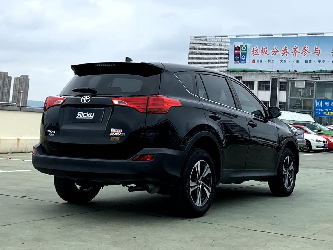 【苏州】2015年5月 丰田rav4荣放 2015款 2.0l cvt两驱风尚版 自动档