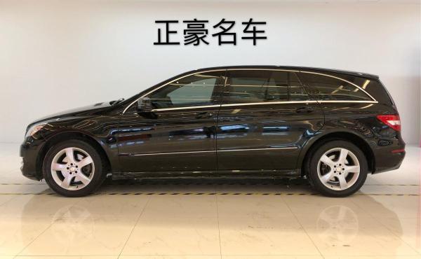 2015年11月奔驰 r级 r400 4matic 3.0t 商务型