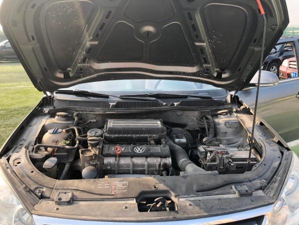 【上海】2012年6月 大众 朗逸 1.6l 品雅版 手自一体