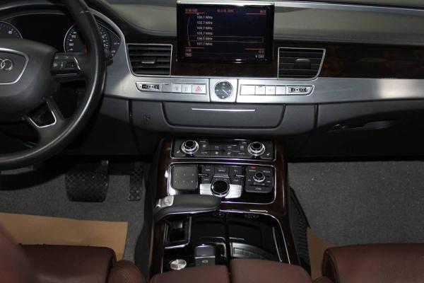 【上海】2015年1月 奥迪 奥迪a8 a8l 30fsi 舒适型 手自一体