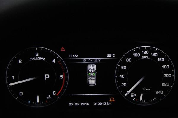 【杭州】2015年11月 路虎 揽胜 3.0t tdv6 vogue se 红色 自动档