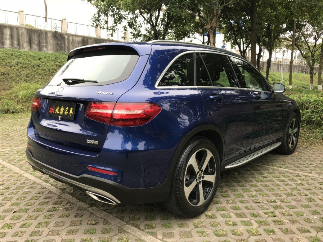GLC260豪华版,glc260l豪华版2020款 【东莞】2017年12月 奔驰glc级 glc260 2.0t 4matic 豪华型 自动档
