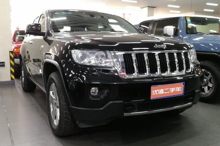 【】2011年3月 jeep 大切诺基 2011款 3.6l 豪华导航版 自动档