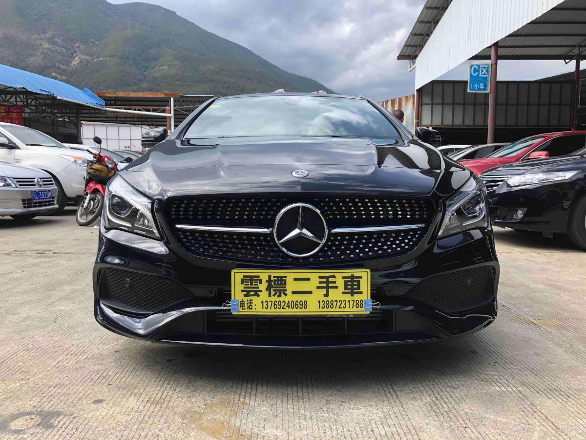 奔驰cla级 2019款 cla200 1.6t 暗夜特别版图片