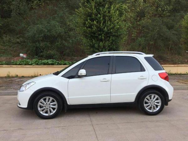 suv越野车 铃木 赣州二手天语sx4 近年二手天语sx4比较   车辆手续