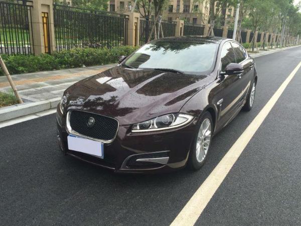 捷豹xf 3.0t v6 sc 豪华版