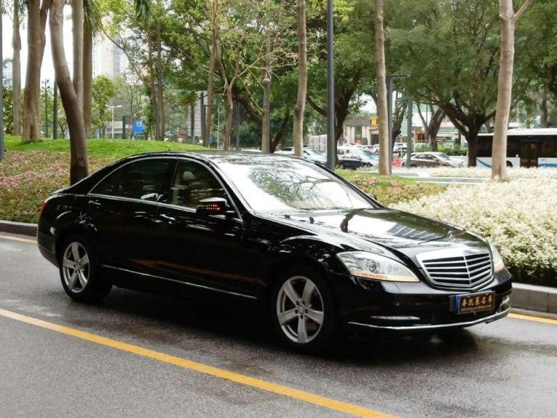 【深圳】2010年8月 奔驰 奔驰s级 2010款 s350l 3.5l 豪华型 自动档