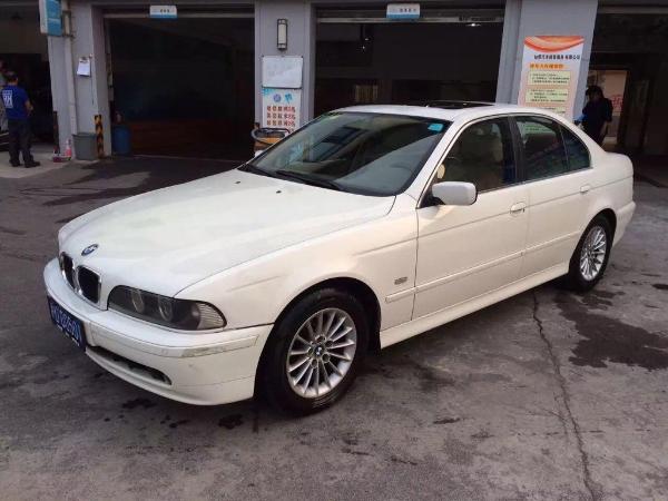 【上海】2002年12月宝马 宝马5系 530i 3.0 后驱版 258hp