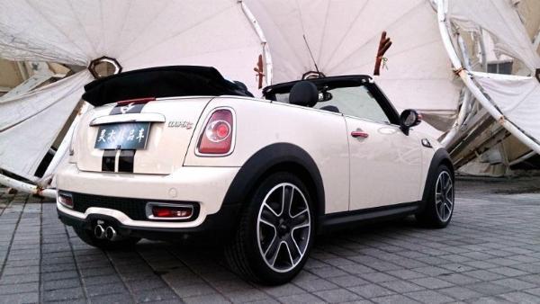 【上海】2011年5月 mini cabrio cooper s 1.6t 白色 自动档