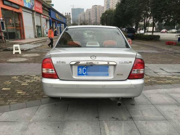 05款海马323配置参数,2005款海马323参数 【温州】2003年10月 海马 323 1.8 豪华版 银灰 自动档