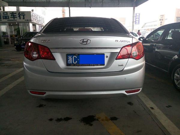 【温州】2009年6月 现代 悦动 悦动 2008款 1.6l at gls 灰色 自动档
